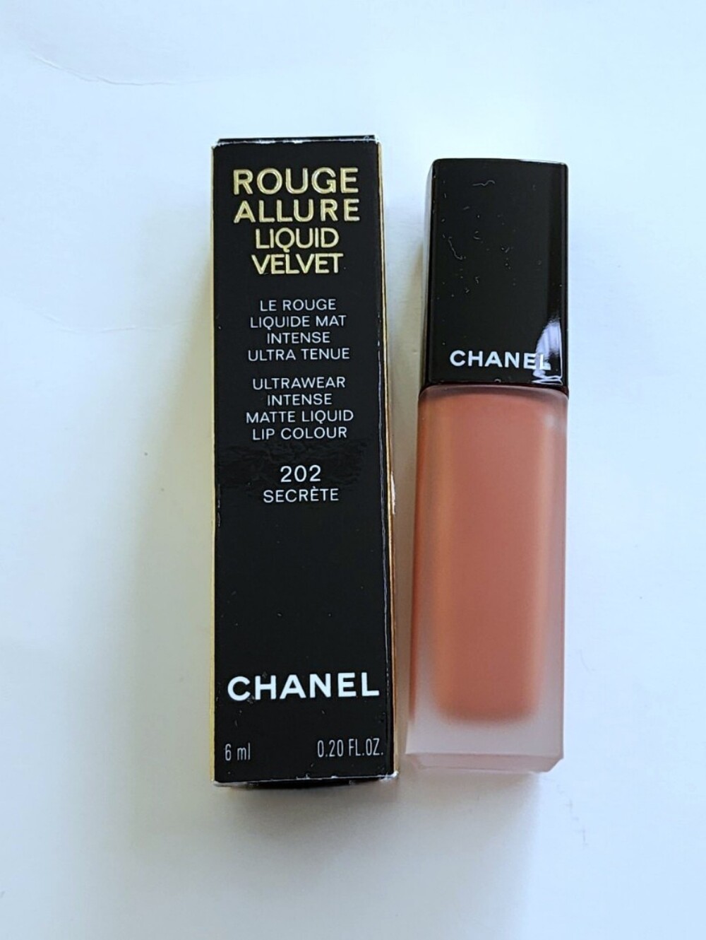 NIB Chanel Rouge Allure Liquid Velvet Matte Lipstick - 202 Secrète 💋